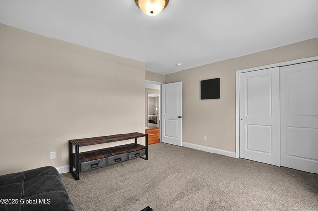 Building Photo - 23 Village Circle N