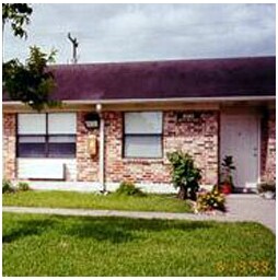 Primary Photo - Miracle Manor