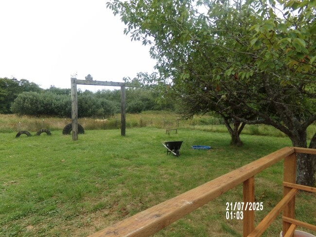 Building Photo - 3bd 2ba with 4 garages