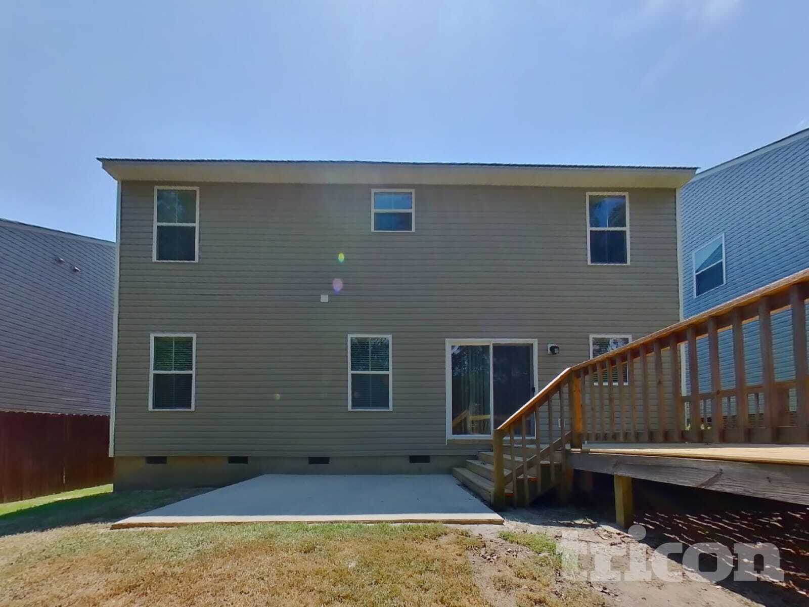 Building Photo - 143 Garden Brooke Dr
