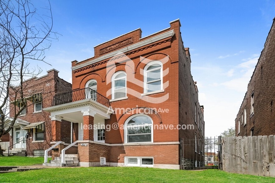 Building Photo - 3407 Keokuk St