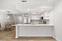Building Photo - 4949 N Hwy A1A