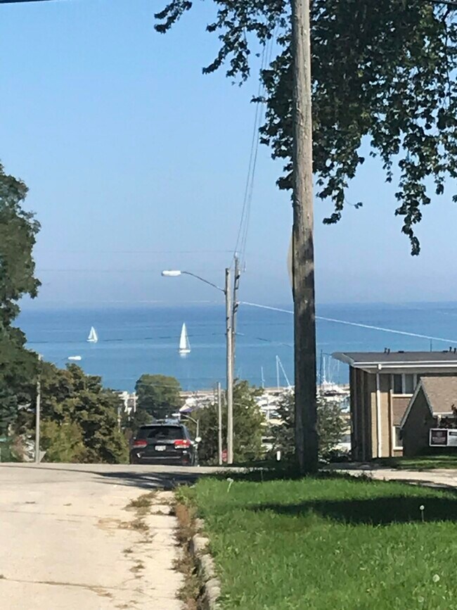 Building Photo - 309 W Washington St