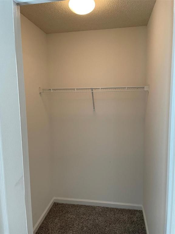 Building Photo - 30 Chesterfield Ct