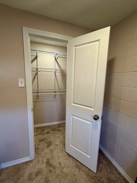 Building Photo - 10125 W 25th Ave