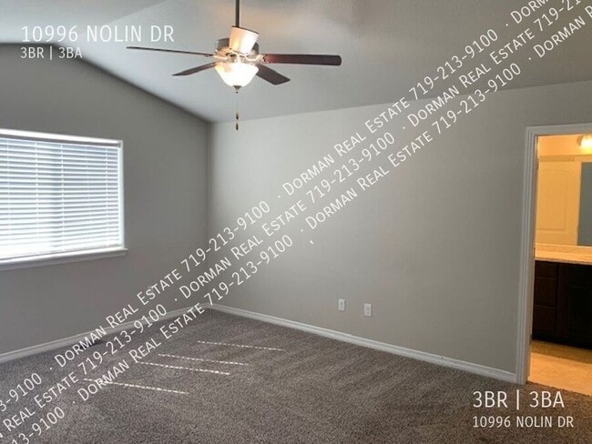Building Photo - 10996 Nolin Dr