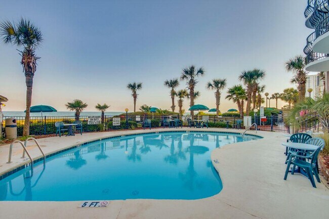 Building Photo - 2406 N Ocean Blvd