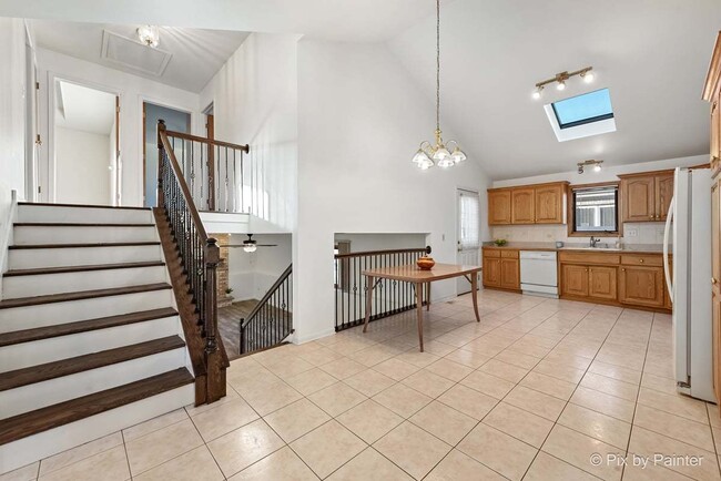 Building Photo - 8508 S Oketo Ave