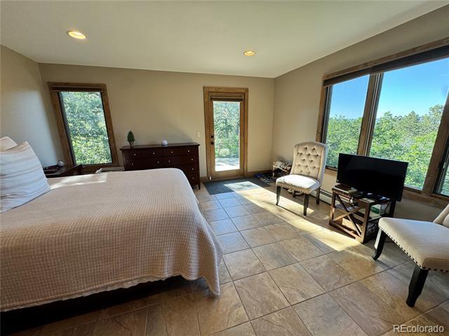 Building Photo - 4760 Lariat Dr