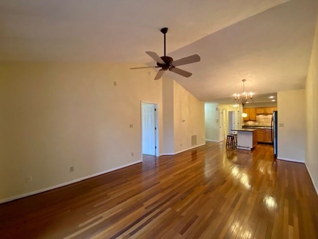 Building Photo - COMING SOON!! Beautiful 3 Bedroom 2 Full bathroom condo in Franklin Township in Southeast Indy!