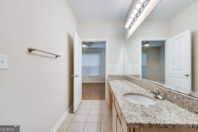 Building Photo - 821 Ralph McGill Blvd NE