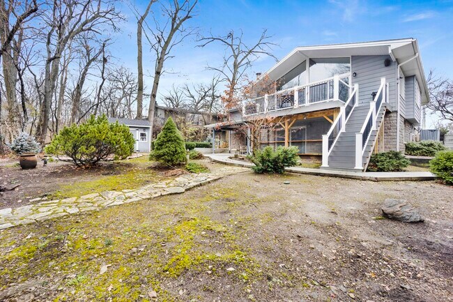 Building Photo - 3134 Scenicwood Ln