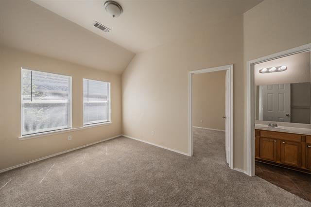 Building Photo - 5720 Hilton Head Dr