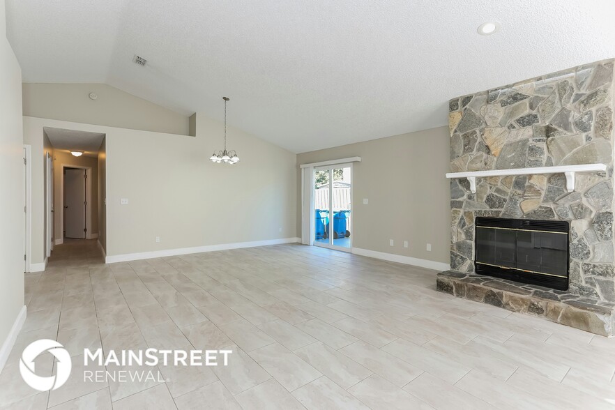 Building Photo - 3550 Caroline Vale Blvd