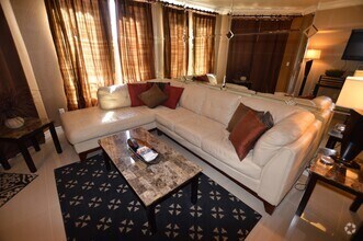 Building Photo - Meridian - Luxury 2 Bed | 2 Bath Condo