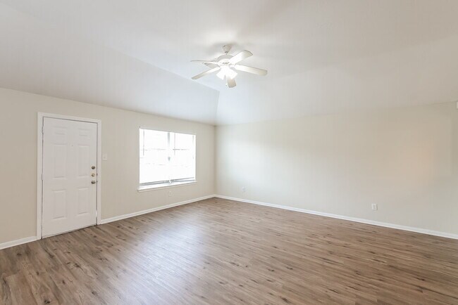 Building Photo - 12226 Scarlet River Dr