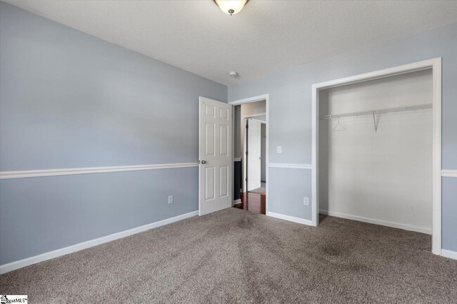 Building Photo - 602 Delward Way