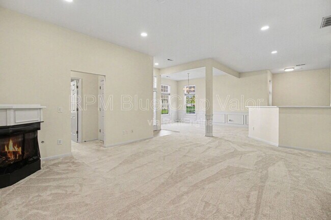 Building Photo - 3795 Brantford Way