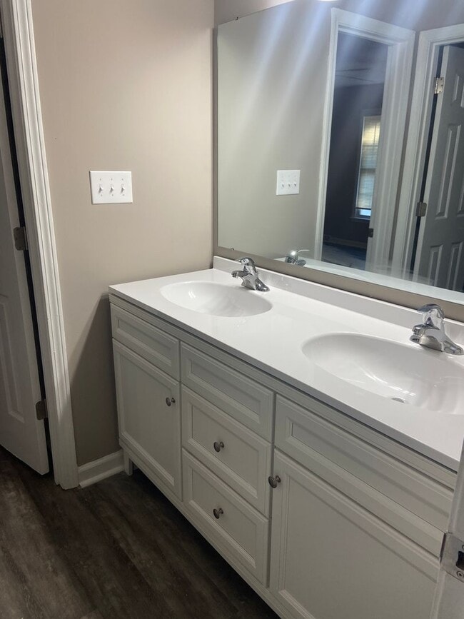 Building Photo - 2119 Grider Pond Rd