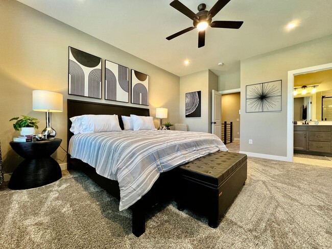 Building Photo - 4 Bedroom, Luxury living in premium location next to Liberty Center and Interstate 75