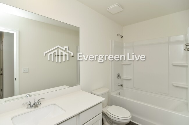 Building Photo - 154 Snowdrop Ave