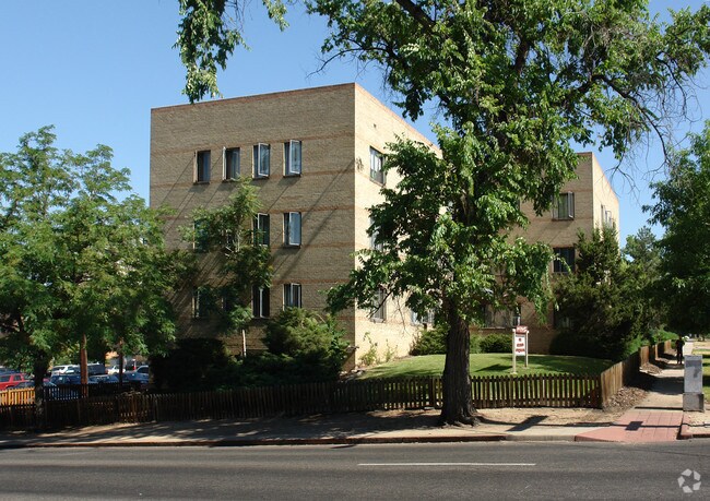 Building Photo - 801 Grant St