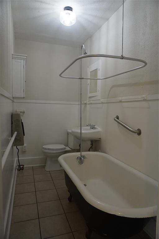 Building Photo - 4728 Avenue R 1/2