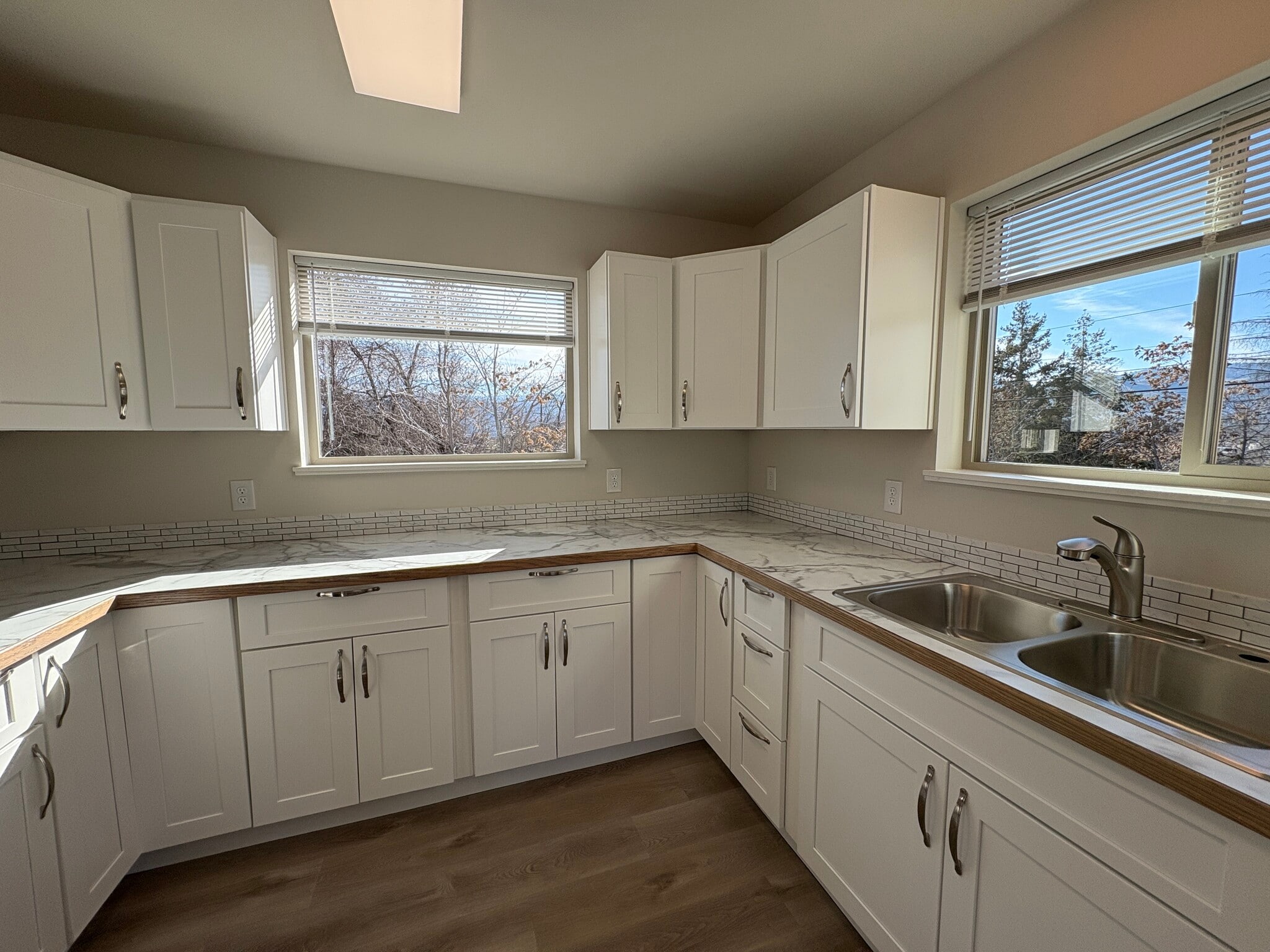 Building Photo - 2210 Arden Ct N