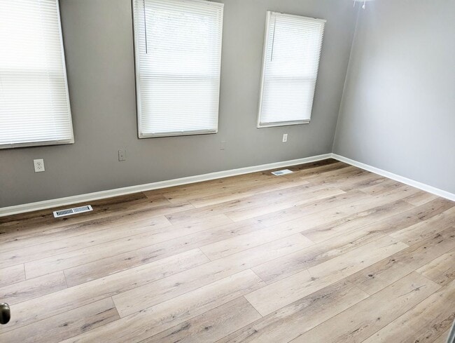 Building Photo - 2219 Anvil Ln