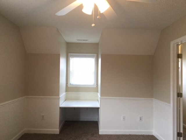 Building Photo - 1790 Spring Path Trail