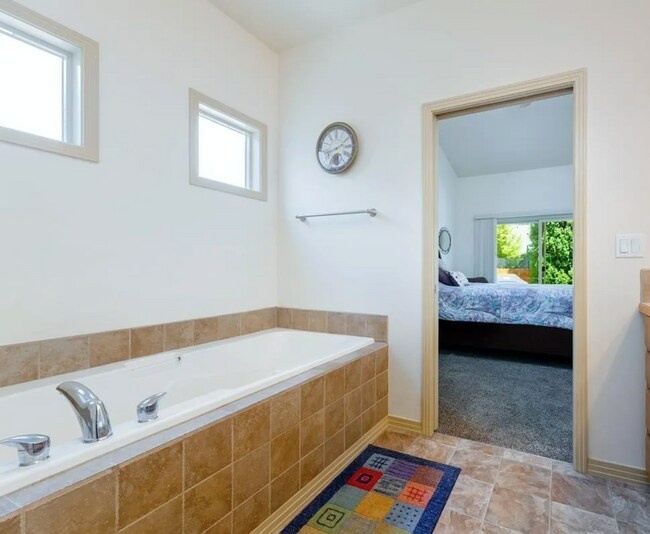 Building Photo - 12604 W Murchison St