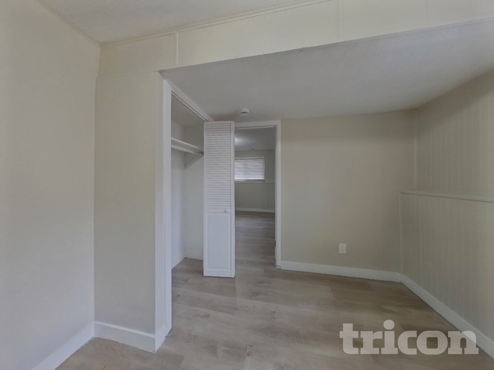 Building Photo - 3127 Moonbeam Cir S