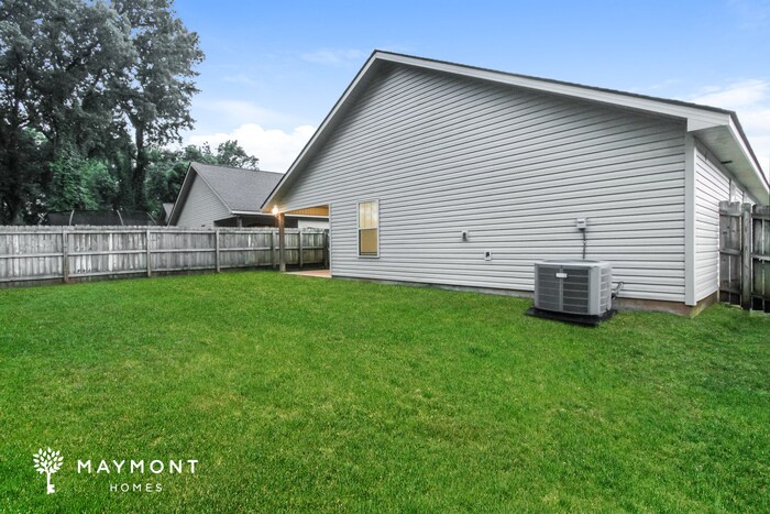 Building Photo - 16382 Pottery Ln