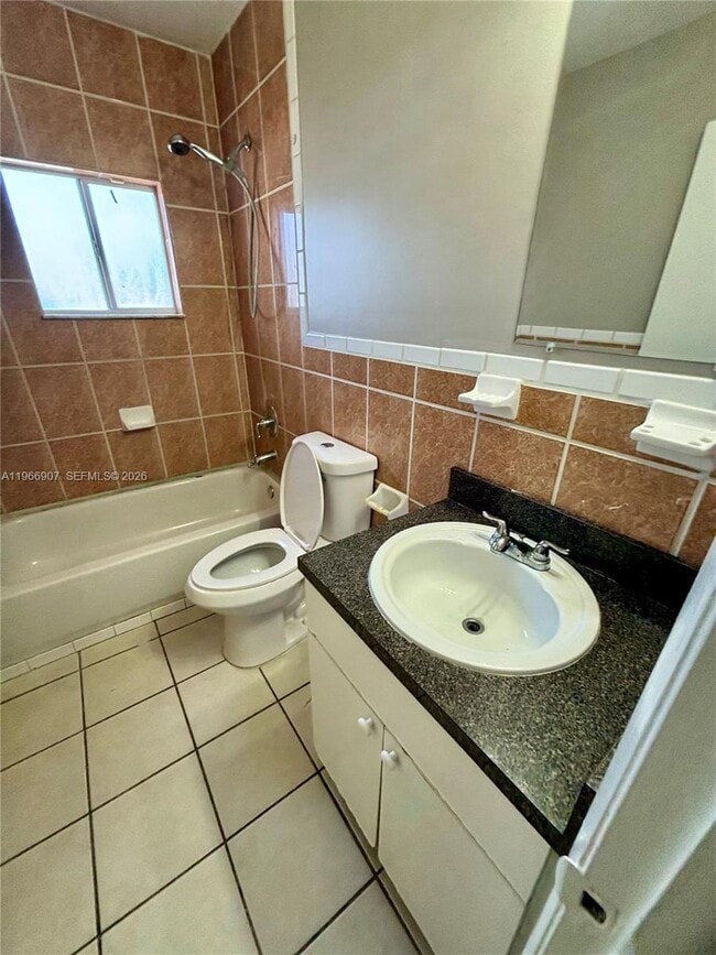 Building Photo - 1205 NW 7th Ave