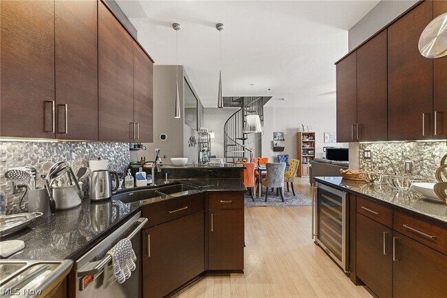 Building Photo - 1951 W 26th St