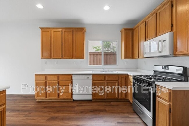 Building Photo - 32042 Freesia Ct