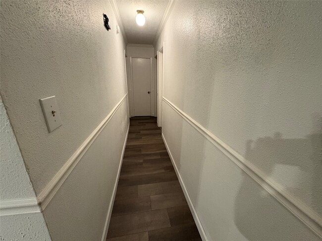 Building Photo - 1203 Rock Canyon Dr