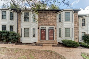 Building Photo - 250 Sanders Ferry Rd