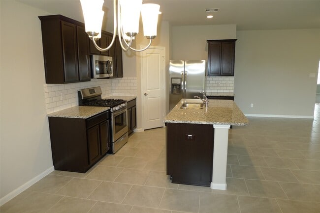 Building Photo - 3003 Lightles Manor Ct
