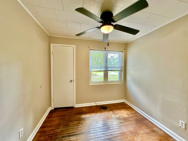 Building Photo - 2324 Sterling Pl