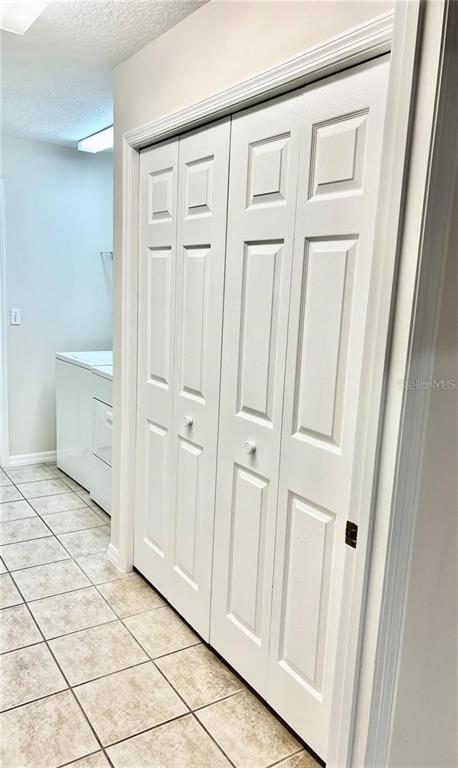 Building Photo - 16216 Hillside Cir