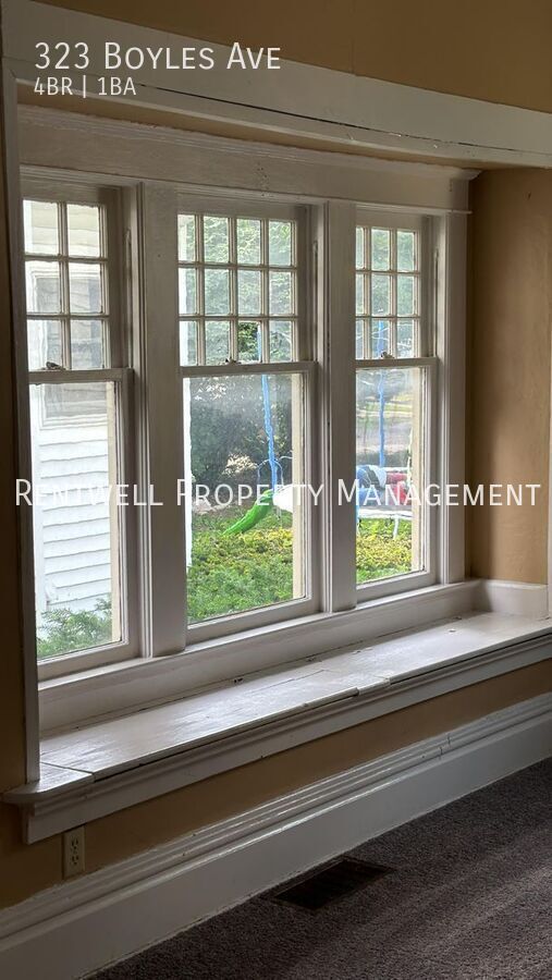 Building Photo - 323 Boyles Ave