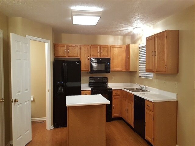 Building Photo - 4857 Rialto Ridge Dr