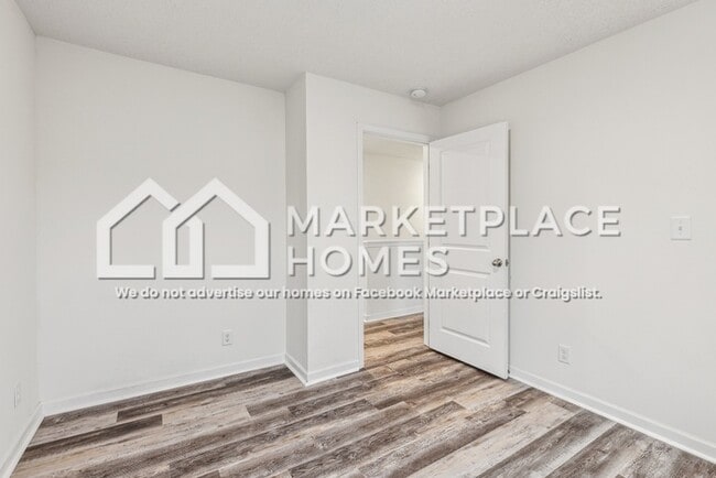 Building Photo - 1425 Willow Springs Dr