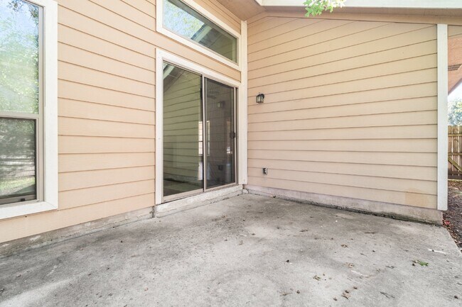 Building Photo - 5314 Lake Golden Dr