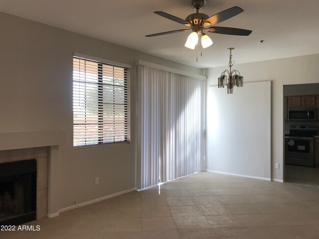 Building Photo - 11515 N 91st St