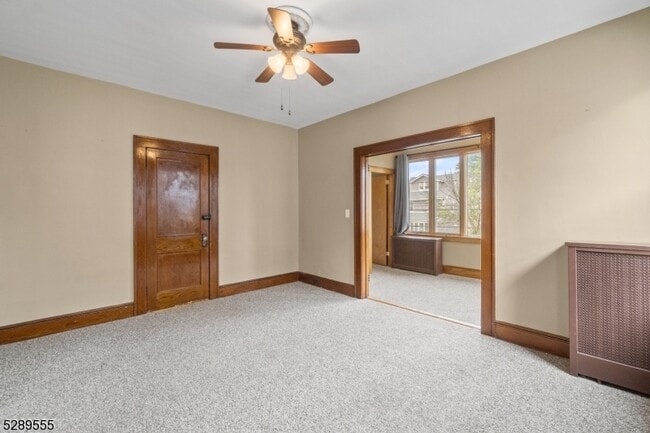 Building Photo - 31 Dawson Ave