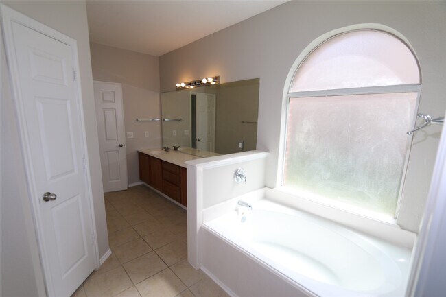 Building Photo - 19618 Twilight Falls Ln