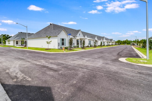 Building Photo - 108 Pilsbury Ln