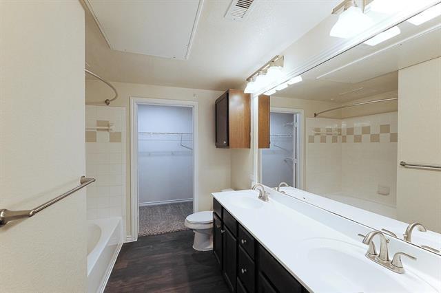 Building Photo - 9900 McNeil Dr